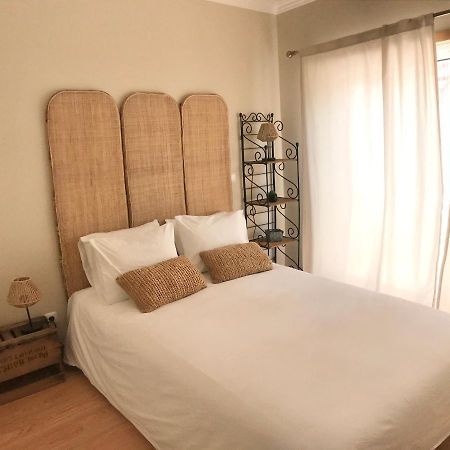 Cosy Room With Bathroom And Private Access Сезімбра Екстер'єр фото